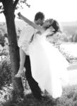 szczęśliwi i młodzi kochają się fajne zdjęcie dobry fotograf szczęśliwi i młodzi kochają się fajne zdjęcie dobry fotograf to robił